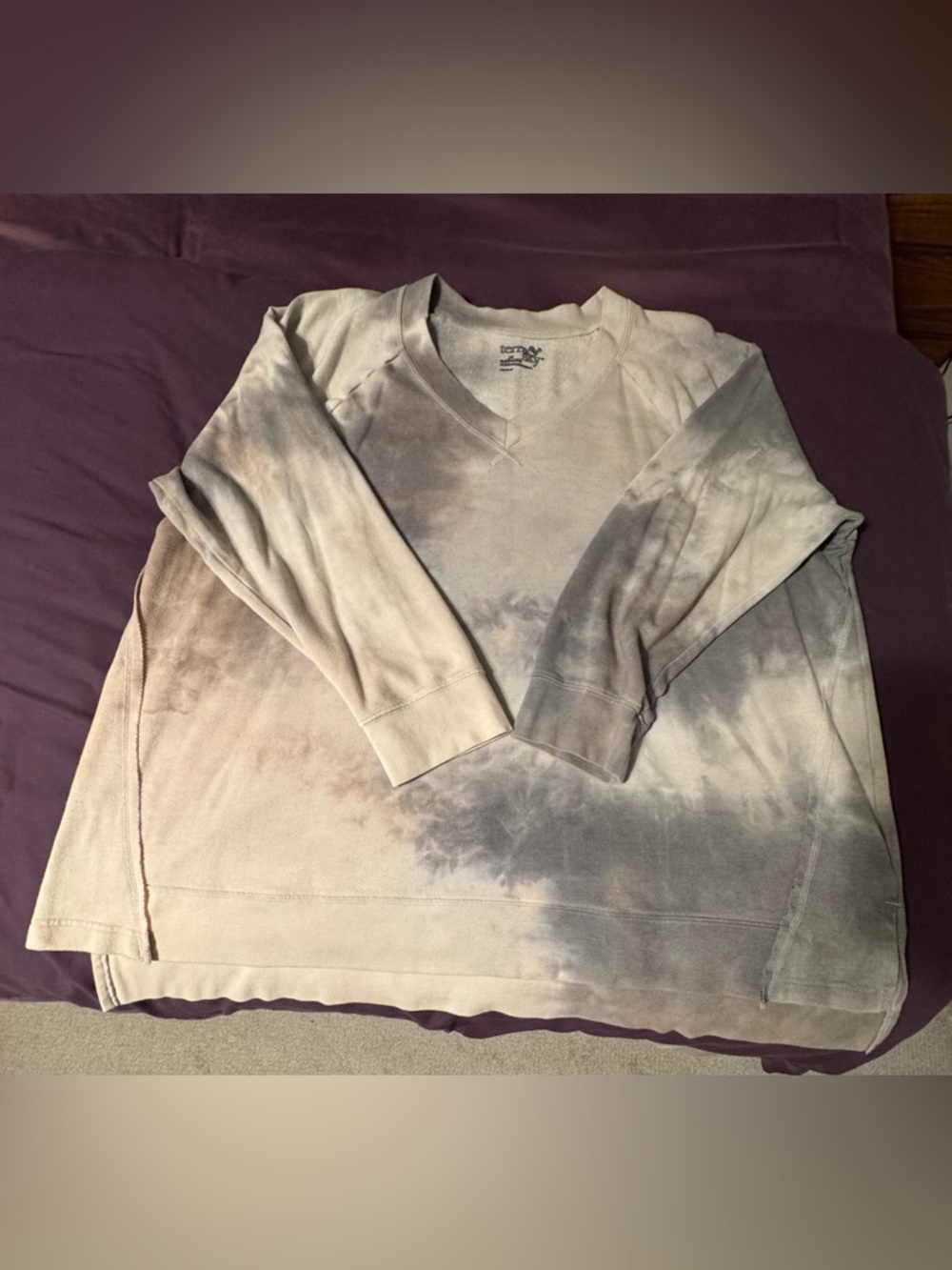 Terra & Sky Neutral Tie-Dye Pullover in Light Gray and Cream